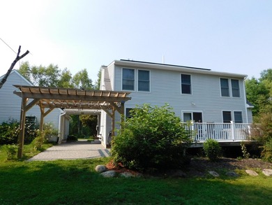 Custom built Cape that's hidden on 5.56 acres! Long driveway for - photo 5