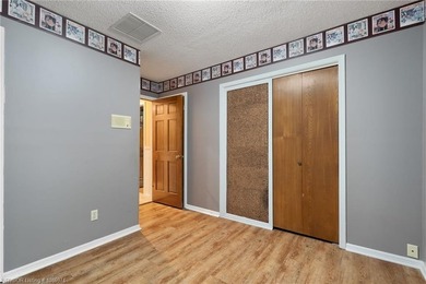 Welcome home to 1808 Bramble Brae, where comfort meets classic - photo 37