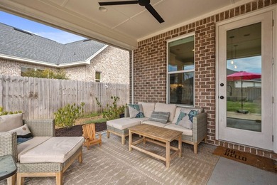 Located in beautiful Valparaiso, Florida -- a charming home - photo 39