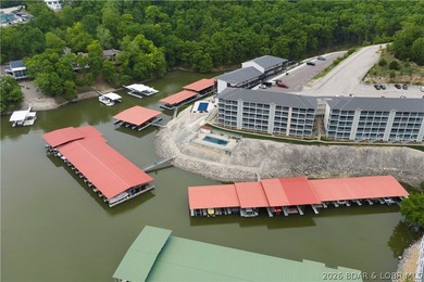 Stunning remodeled top-floor condo in a prime Lake Ozark - photo 50