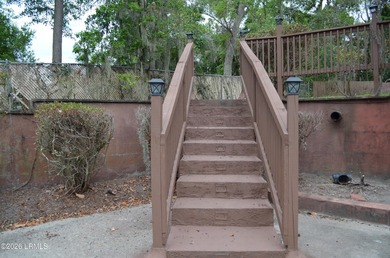 Conveniently located in the sought-after Dowlingwood community - photo 12
