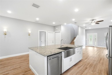 Virtually Staged. Welcome to this beautifully designed three - photo 12
