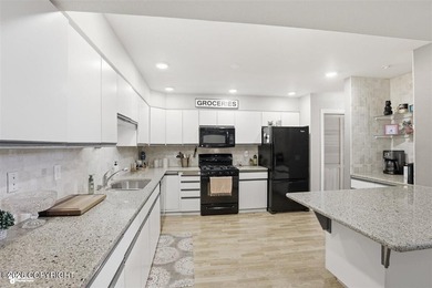 Just a few steps away from private neighborhood dock access on - photo 16