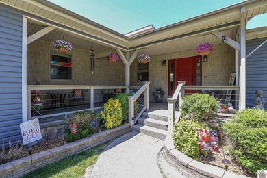 Located in Malcolm Creek on Kentucky Lake in Benton, KY, this - photo 18