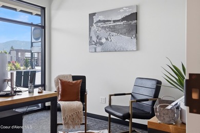 Ideal for an owner-user seeking a strategic headquarters or an - photo 21