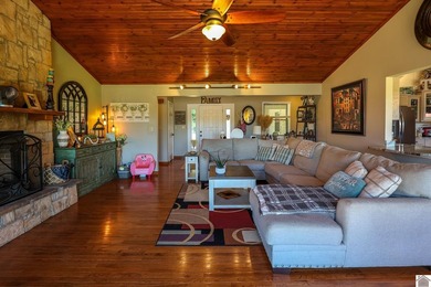 Located in Malcolm Creek on Kentucky Lake in Benton, KY, this - photo 24