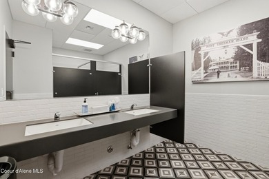 Ideal for an owner-user seeking a strategic headquarters or an - photo 28