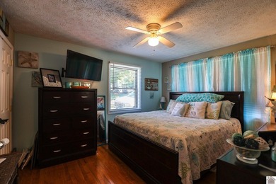 Located in Malcolm Creek on Kentucky Lake in Benton, KY, this - photo 37