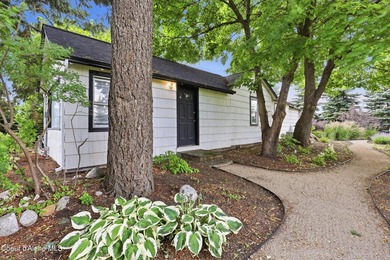 Ideal for an owner-user seeking a strategic headquarters or an - photo 39