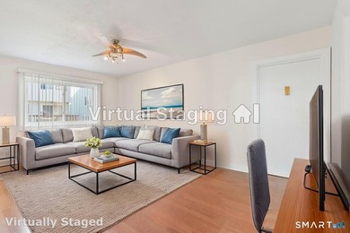 You've found it! Desirable Prospect Garden complex in prime - photo 4