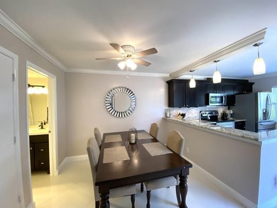 Beautiful upgraded townhome, from the time you walk in you are - photo 2