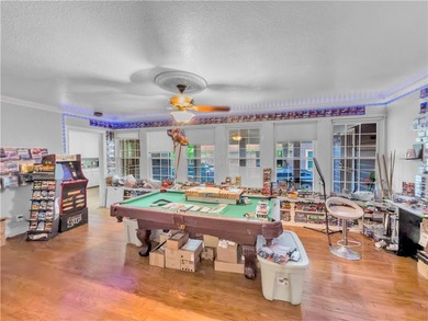 Charming One-of-a-Kind Home with Private Guest House - Over 1 - photo 13