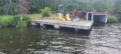 Enchanting waterfront property made up of 2 lots has location - photo 17