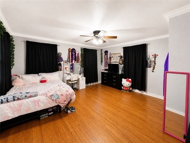 Charming One-of-a-Kind Home with Private Guest House - Over 1 - photo 18