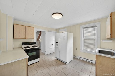 This 3-bedroom, 2-bath home offers a great opportunity for - photo 18