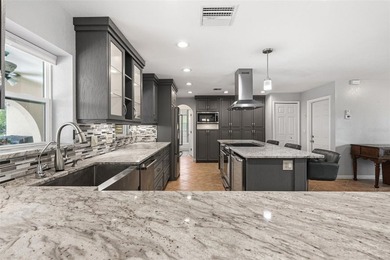 Under contract-accepting backup offers. WATER you waiting for? - photo 19