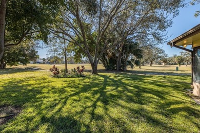 One or more photo(s) has been virtually staged. This 5-bedroom - photo 22