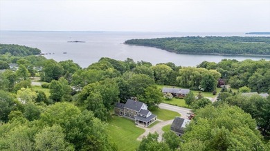 Proudly presented by Jannika Bragg | Cates Real Estate | | | - photo 4