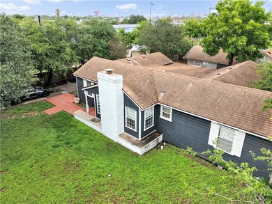 Charming One-of-a-Kind Home with Private Guest House - Over 1 - photo 27