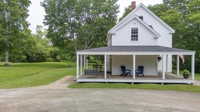 Proudly presented by Jannika Bragg | Cates Real Estate | | | - photo 8