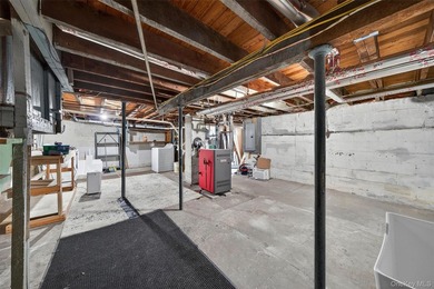 This 3-bedroom, 2-bath home offers a great opportunity for - photo 30
