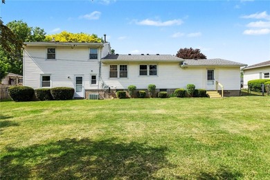 Stretch Out & Relax In This Fantastic 4-Level Split Level - photo 32