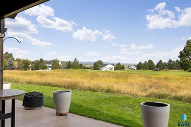 Luxury Living on Red Rocks Golf Course Modern elegance meets - photo 32
