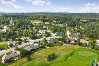 Luxury Living on Red Rocks Golf Course Modern elegance meets - photo 37