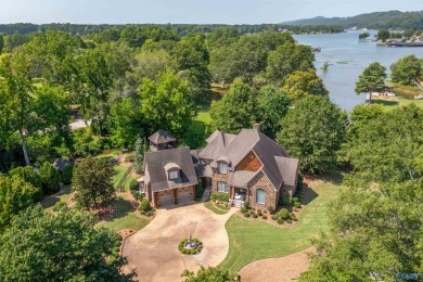 Neely Henry Lake Home For Sale in Gadsden Alabama