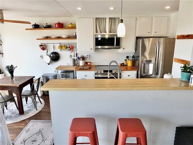 Views, Views, Views! Perched on the top floor of the prestigious - photo 13