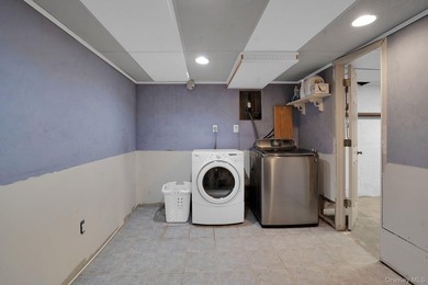 LOCATION, LOCATION, LOCATION! Don't miss this rare chance to own - photo 18