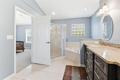 Welcome to this beautifully maintained 3-bedroom, 2-bathroom - photo 21