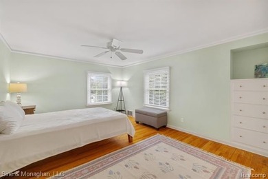 Discover the perfect blend of comfort, convenience, and walkable - photo 21