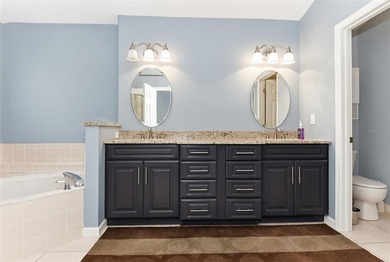 Welcome to this beautifully maintained 3-bedroom, 2-bathroom - photo 23
