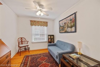 Discover the perfect blend of comfort, convenience, and walkable - photo 29
