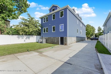 Welcome to 72 Goodall Street, a stunning home in one of Staten - photo 38
