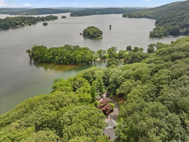 One-of-a-Kind Lakefront Retreat on Candlewood Lake - 14+ Acres - photo 39