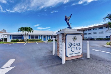 Enjoy direct water view of boats, fish, manatee, birds where the - photo 39