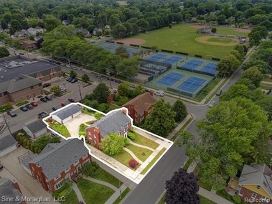 Discover the perfect blend of comfort, convenience, and walkable - photo 49