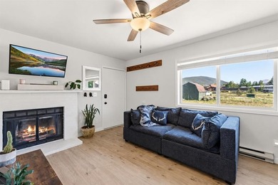 WELCOME TO YOUR MOUNTAIN RETREAT!! You must see this beautifully - photo 2
