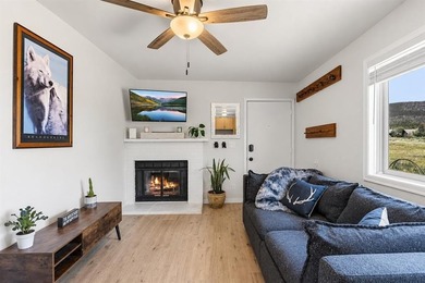 WELCOME TO YOUR MOUNTAIN RETREAT!! You must see this beautifully - photo 3