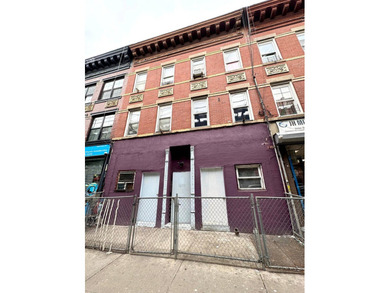 Excellent opportunity for investors seeking a long-term - photo 1