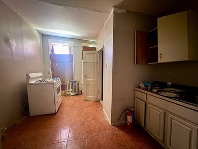 Excellent opportunity for investors seeking a long-term - photo 3