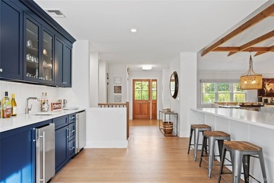 Completely Renovated Southampton Gem! Set on a beautifully - photo 19