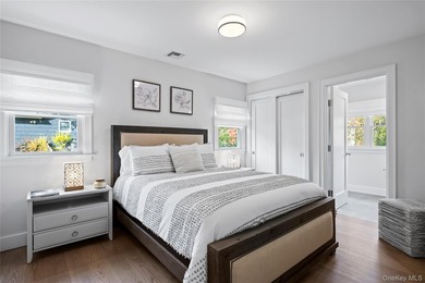 Completely Renovated Southampton Gem! Set on a beautifully - photo 24