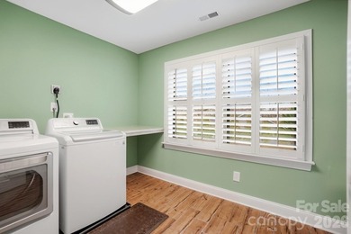 Escape the ordinary. Embrace the lake. This Charleston-inspired - photo 33