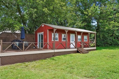 This 8.5 acre retreat is more than a home, it's an escape plan - photo 42