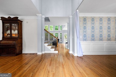 **OPEN SUNDAY 5/31 from 2-4 PM ** Welcome home to this spacious - photo 4