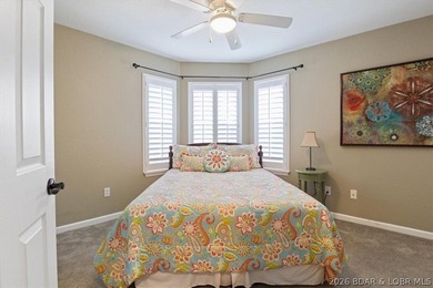 Seller offering a $5,000 Credit toward living room furniture & - photo 17