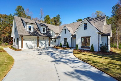 Lake Home For Sale in Eatonton, Georgia